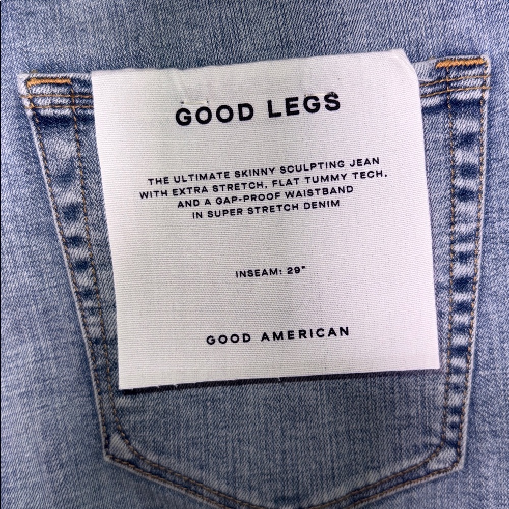 Good American Jeans - Picture 11 of 12